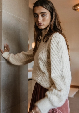 Vero Moda Everleigh Sweater in Ivory